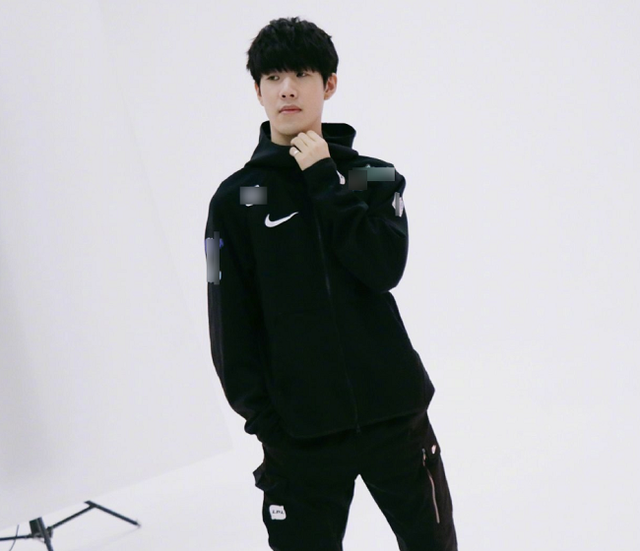 S14瑞士轮第四轮对阵：TES vs DK、WBG vs FNC、BLG vs PS